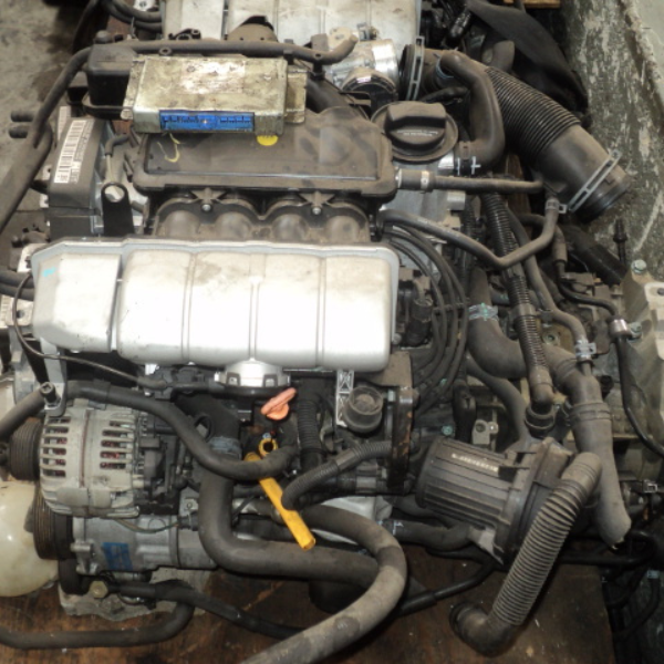 VW-BEETLE-2L-HIGHLINE-ENGINE-AZJ VW engine beetle (2.0) highline (azj) for sale - Image 1