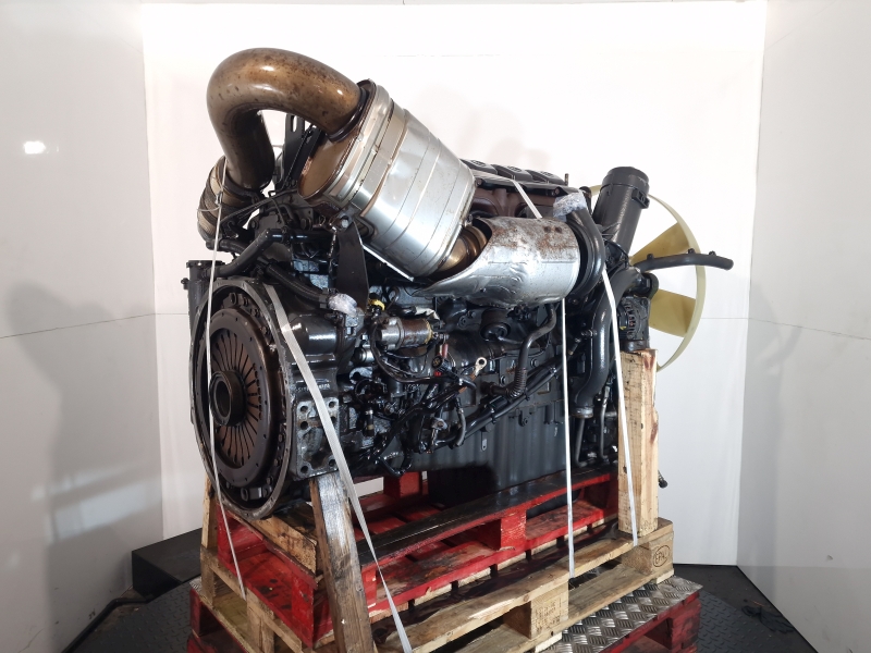 Mercedes-Benz-OM457LA.V-3-06-Engine.jpg Mercedes Benz OM457LA.V/3-06 Engine - Image 1