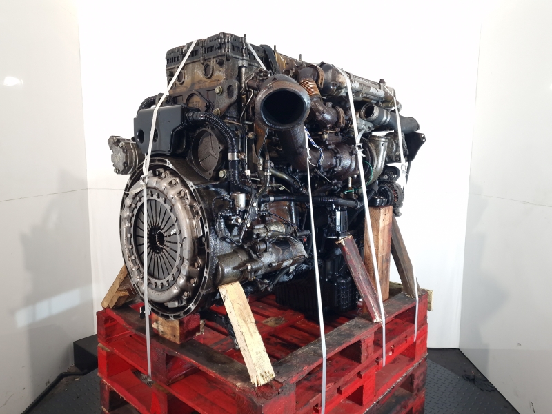 Mercedes-Benz-OM470LA-6-2-00-Engine-Truck.jpg Mercedes Benz OM470LA 6-2-00 Engine (Truck) - Image 1