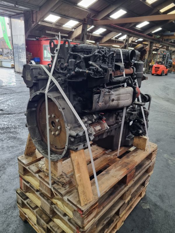Mercedes-Benz-OM906LA.V-3-03-Econic-Engine-Truck.jpg Mercedes Benz OM906LA.V/3-03 Econic Engine (Truck) - Image 1