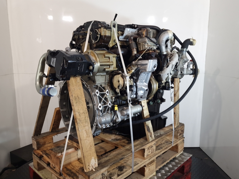 Mercedes-Benz-OM936LA.E5-1-Twin-Turbo-Hydraulic-Pump-Engine-Industrial-935.916.jpg Mercedes Benz OM936LA.E5-1 Twin Turbo + Hydraulic Pump Engine (Industrial) 935.916 - Image 1