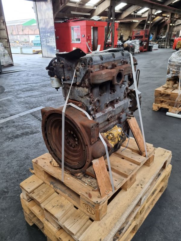 Perkins-1104-3054C-Engine.jpg Perkins 1104 3054C Engine - Image 1