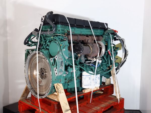 Volvo-D11K370-EUVI-Engine-Truck.jpg Volvo D11K370 EUVI Engine (Truck) - Image 1