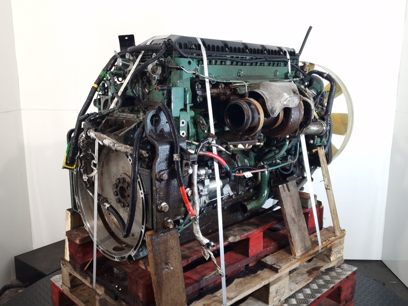 Volvo-D8K280-EUVI-refuse-Spec-Engine.jpg Volvo D8K280 EUVI refuse Spec Engine - Image 1